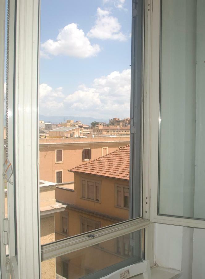 Beachbar Apartment In Rome Bagian luar foto